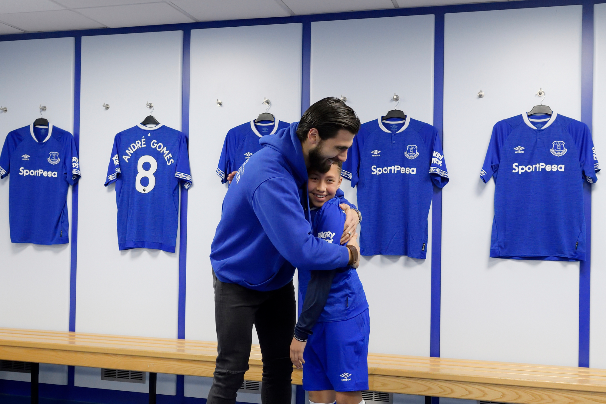 Gomes, Everton