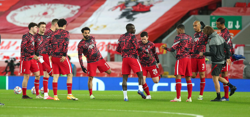 Liverpool warming-up