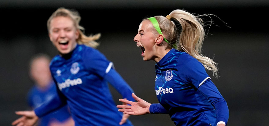 Chloe Kelly celebrates