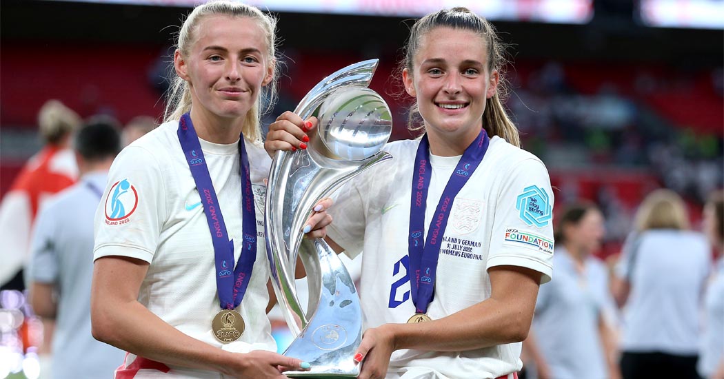 Chloe Kelly and Ella Toone, Womens Euros final 2022