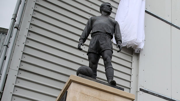Statue of George Cohen MBE at Craven Cottage